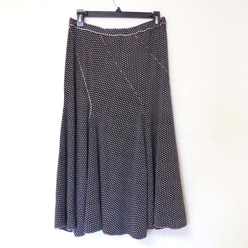 Max Studio black and cream triangle print trumpet midi skirt size medium